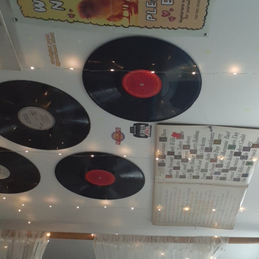 SHOOT OFFERS!!! (no lowballing)